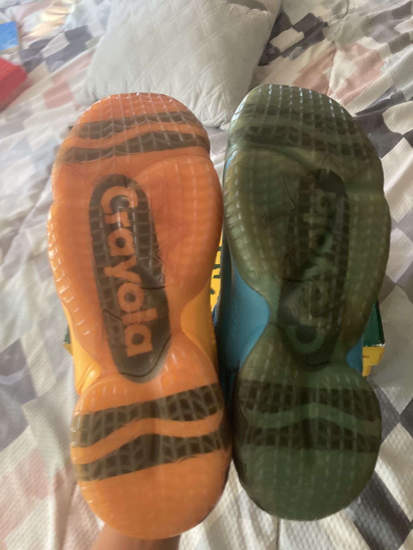 BEST Price, DON Issue 2 Orange And Blue Crayola Shoes 