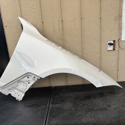 2020 2021 2022 2023 2024 BMW 4 SERIES/G26 RIGHT SIDE FENDER OEM USED 