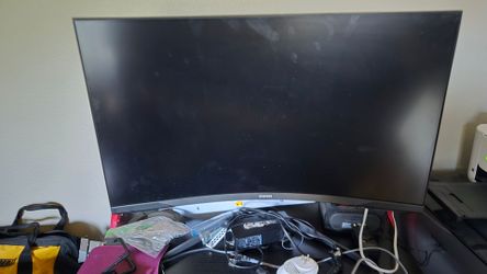 Samsung Odyssey G7 computer monitor