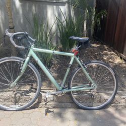 T400 Cannondale Bike $50  