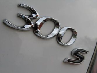 2014 Chrysler 300 Thumbnail