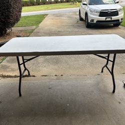 Folding Table