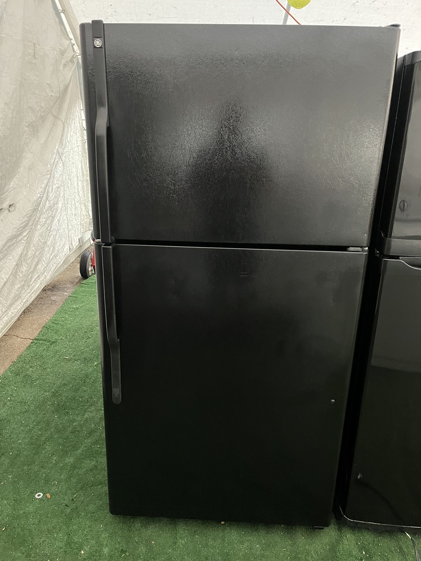 Refrigeradores Regulares $280 Cada Uno