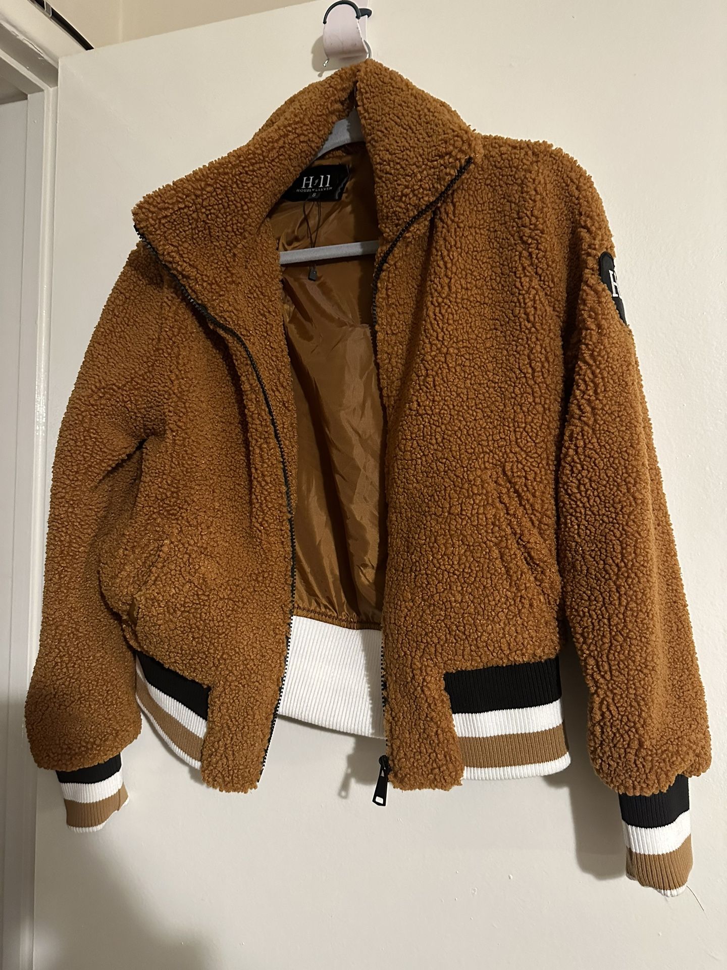 New Never Used House Of 11 Sherpa Zip Up