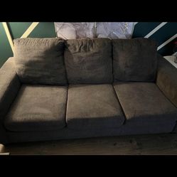 Another Good Starter Couch Set To The Small One