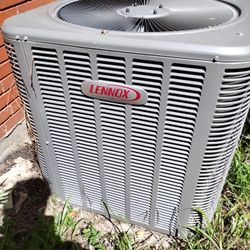 Lennox AC Unit - Good Working Condition 