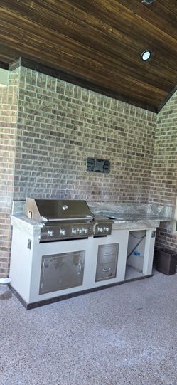 Outdoor Kitchen granite