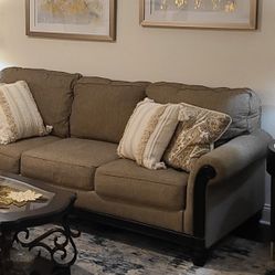 Comfortable Sofa & Loveseat
