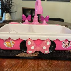 Girls toilet Minnie mouse