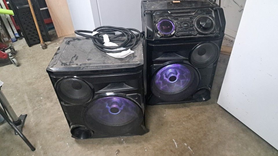 Samsung Giga Sound System Samsung MX FS8000 2300 Watt Giga Sound