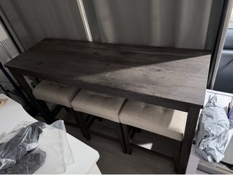 Bar Table with stools