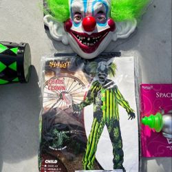 Halloween Killer Klowns From Outer Space Shorty Mask and accessories