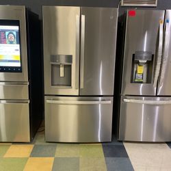 GE Profile Counter Depth Bottom Freezer Refrigerator‼️