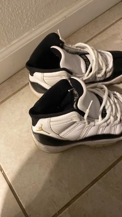 Black and white Jordan’s 6.5Y
