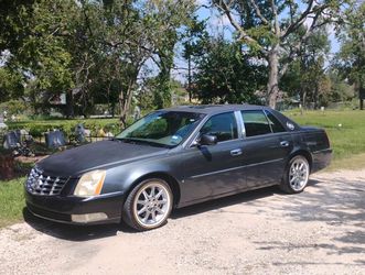 2010 Cadillac dts