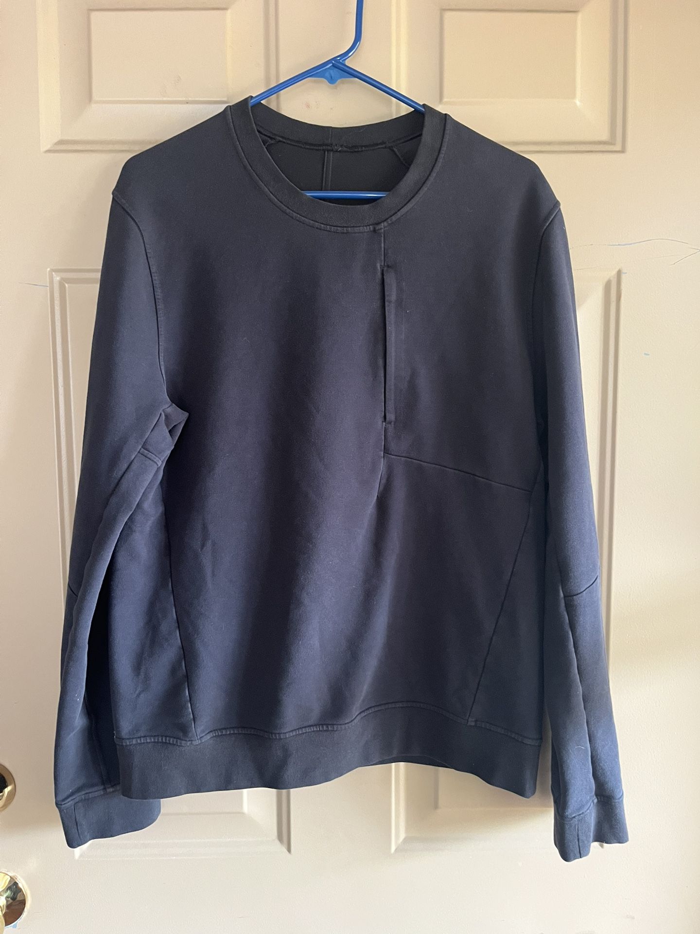 Lululemon black sweatshirt size Medium