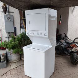 Stackable Washer Gas Dryer 