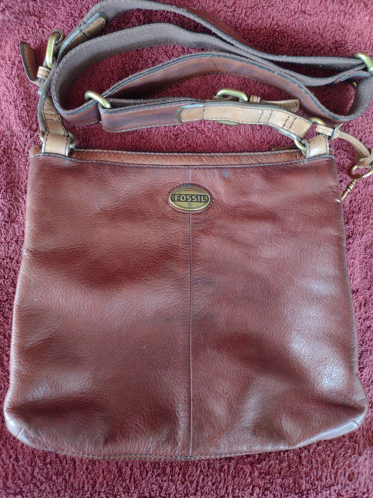 FOSSIL Issue No 1954 Soft Black Pebble Leather Crossbody Purse