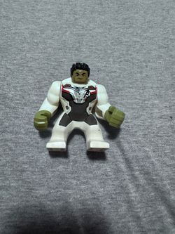 Avengers suit lego hulk