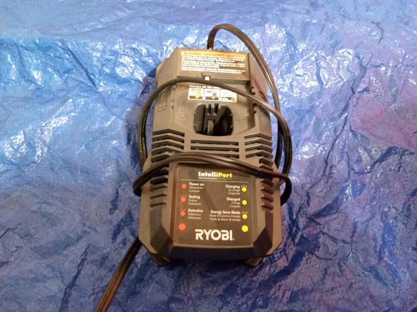 Ryobi Battery Charger And 18v Battery 