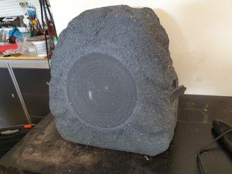 Outdoor bluetooth speaker with charger