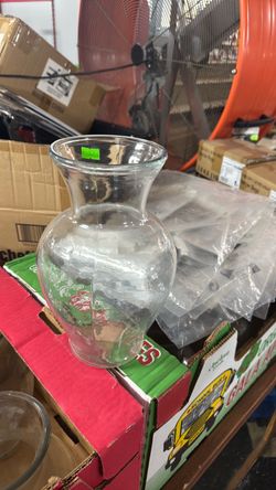 Clear Glass Flower Vase
