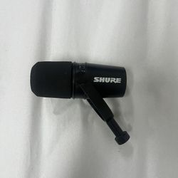 Córdoba GK Studio Negra + Shure MV7 + Scarlett 4i4 Recording Bundle (Need Sold Today)