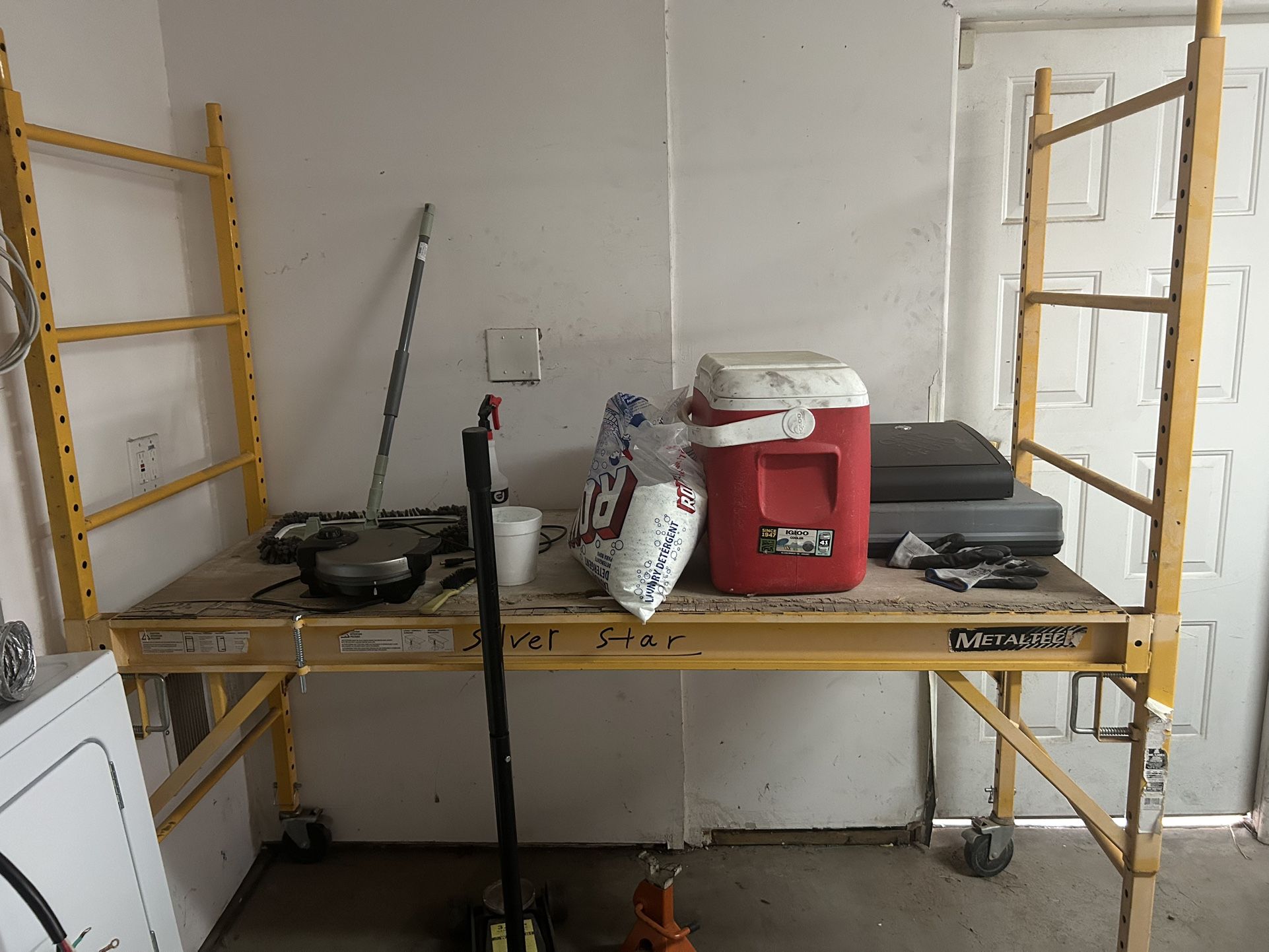 Metal tech Scaffolding 