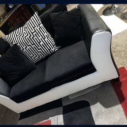 Black And White Couches