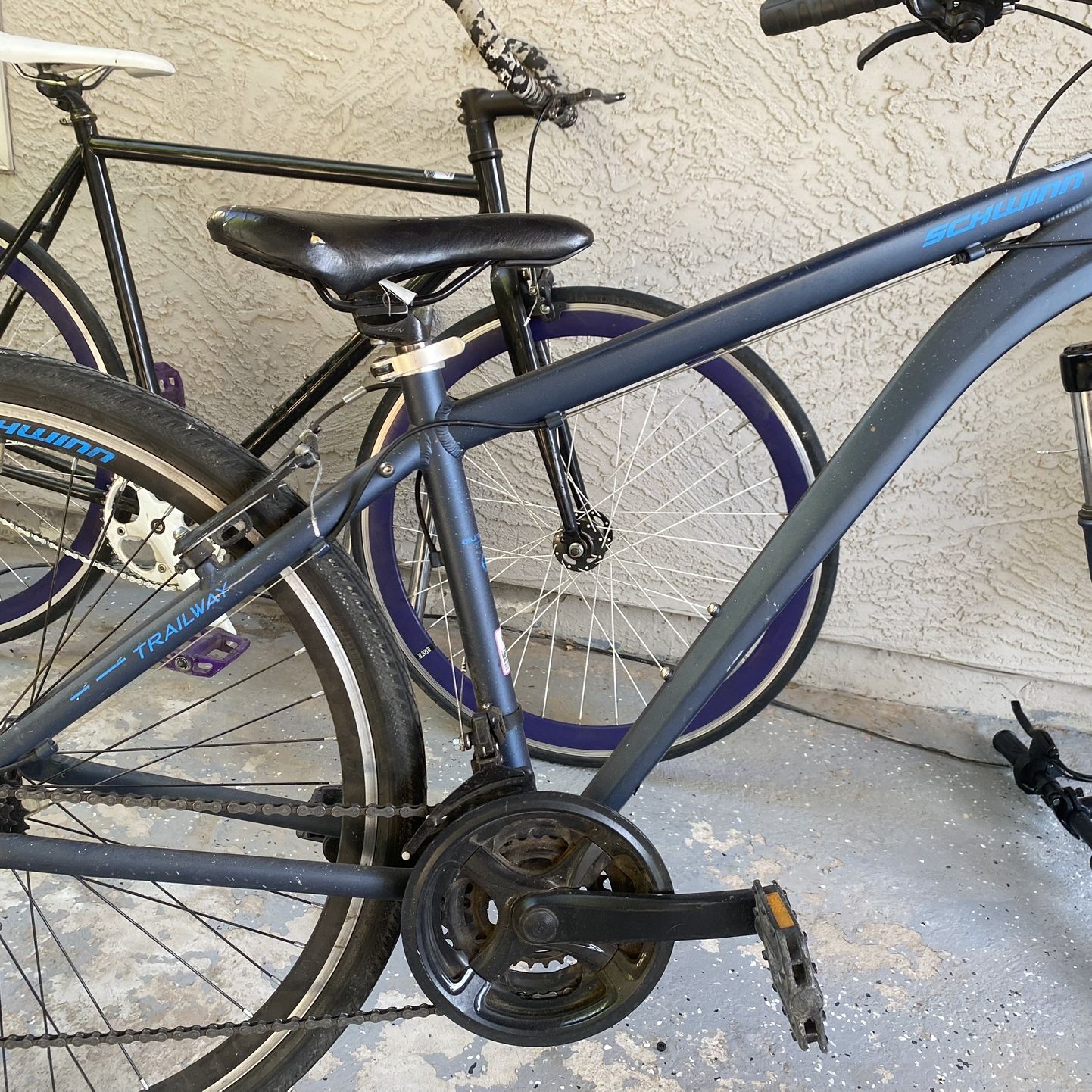 Trailway Schwinn Bike for Sale in Glendale AZ OfferUp