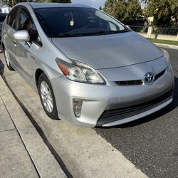 2014 Toyota Prius Plug-in