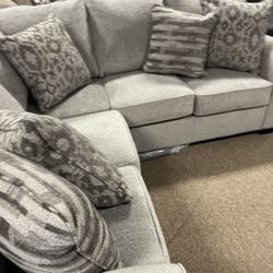 Cozy Stylish Stunning Sectional!