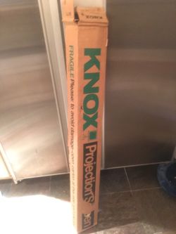 Knox Panorama 40 x 40 Projector Screen