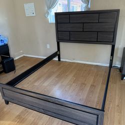 Queen Bedroom Set