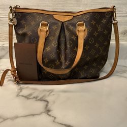 Louis Vuitton Purse