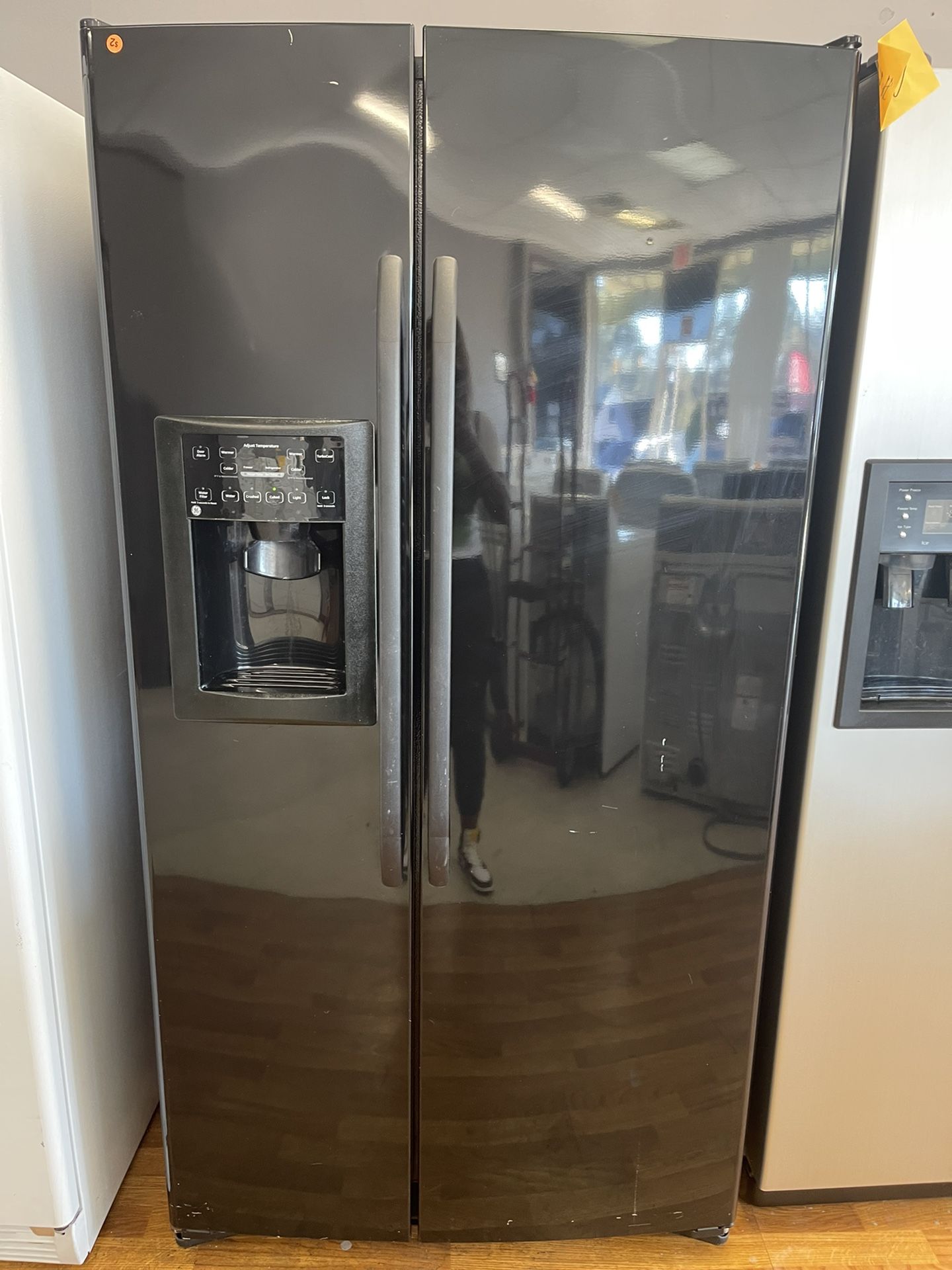 GE Refrigerator