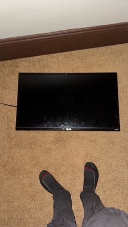 32-inch TCL Roku Smart TV.