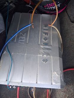 1000 Watt Zeus Hifonics Amp.  Powerful Amp 