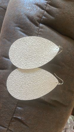 Ear rings