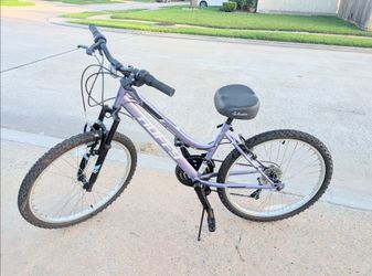 Huffy RockCreek - 24" wheels Mountain bike
