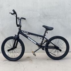 20” Mongoose Brawler Freestyle Bmx Bike 