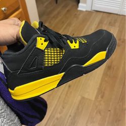 Jordan 4’s