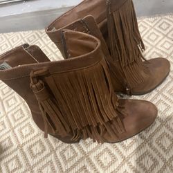 Brown leather boots with Fringe Size 7