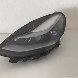 NEW 2021-2023 Tesla Model 3 & Y Projector LED Matrix Headlight Driver 1514952-00-C