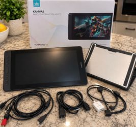 HUION Kamvas 13 Drawing Tablet + Stand + Cables + Box