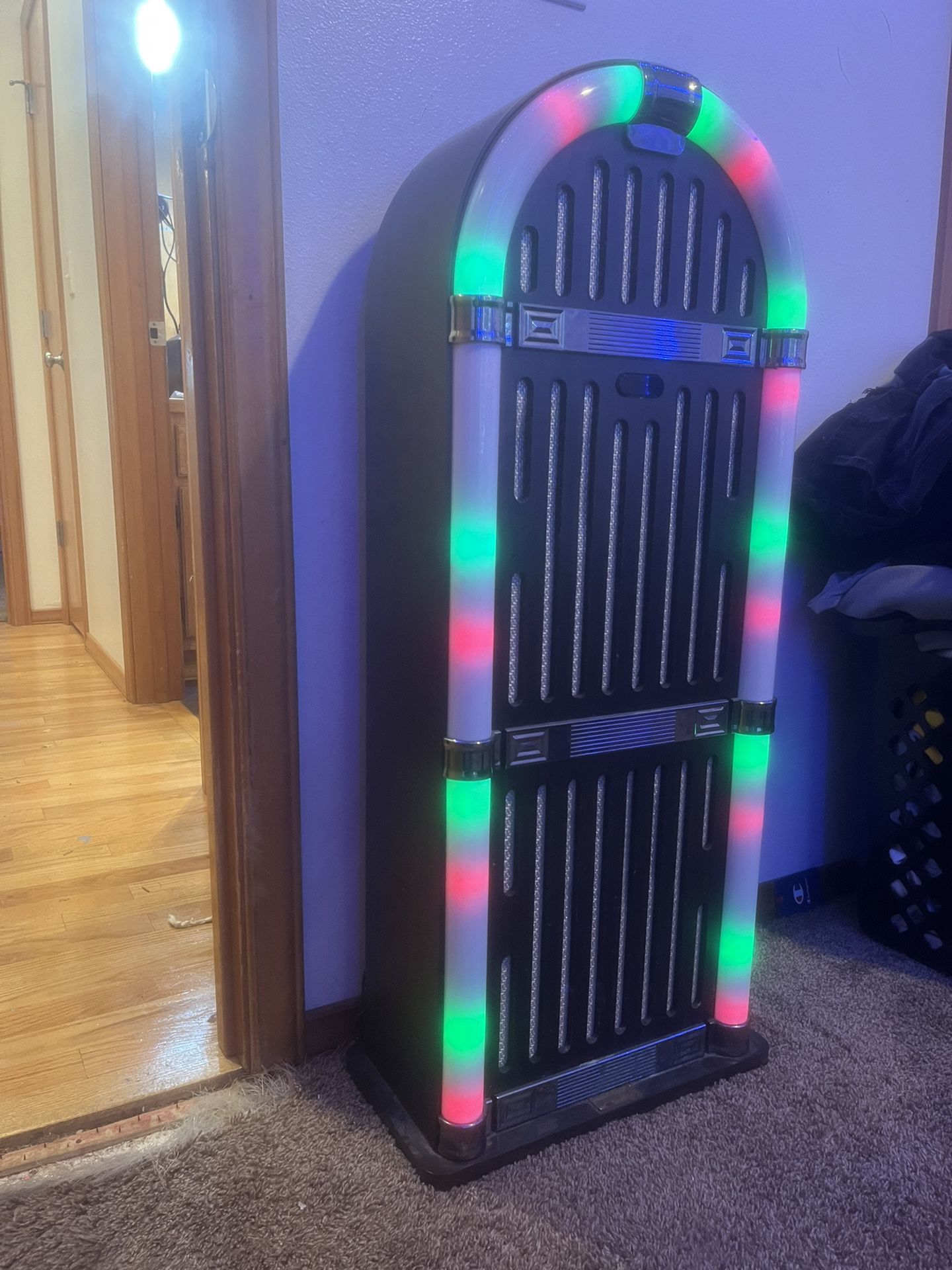 Light Up LED Jukebox Speaker