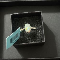 Sterling Silver Oval Opal Ring 