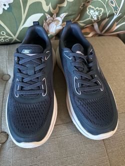 Skechers Arch Fit
