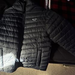 hollister puffer (ripped)  20 bucks L