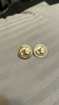 World is yours earrings